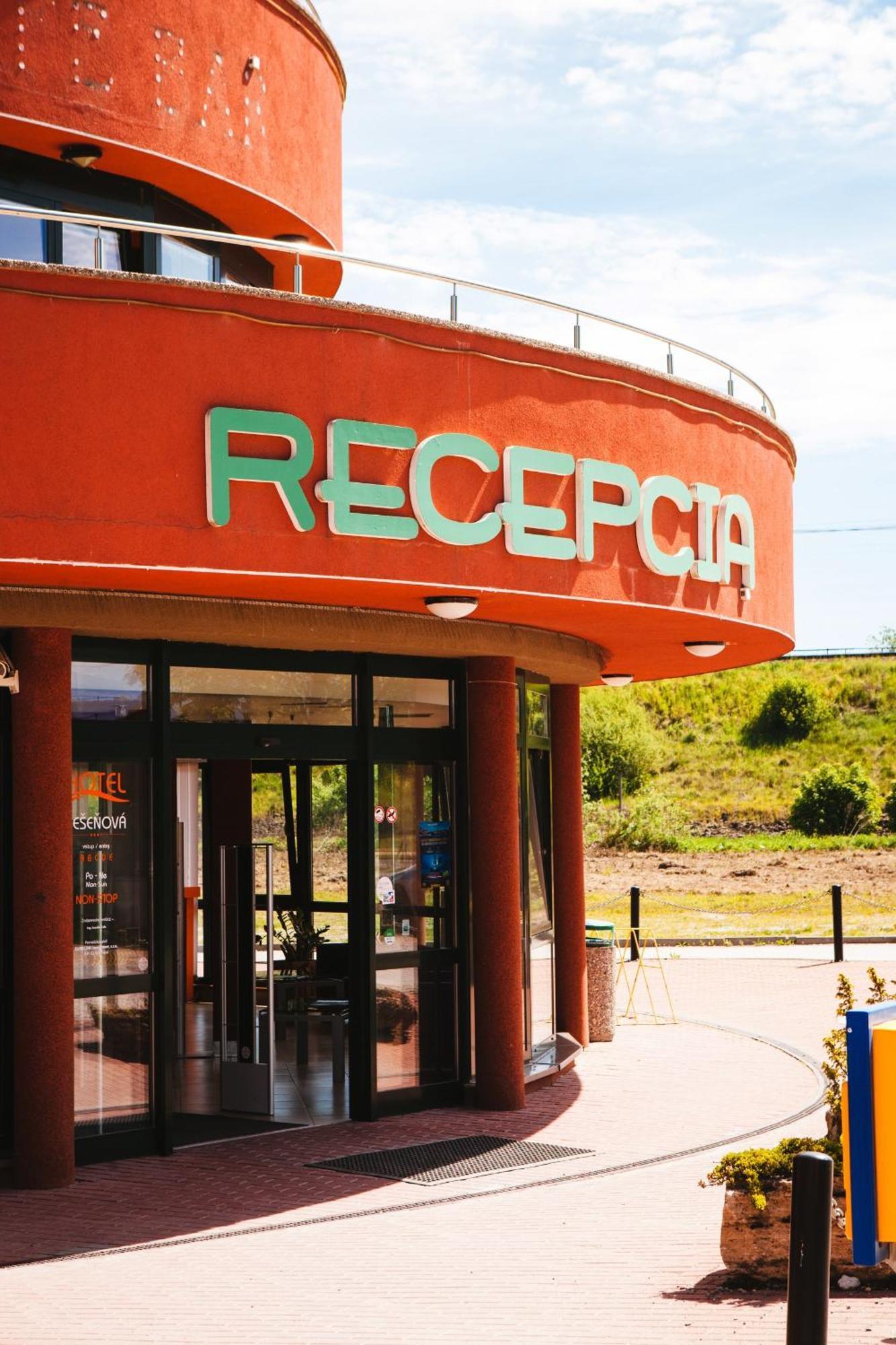 Besenova Apartman Relax Εξωτερικό φωτογραφία